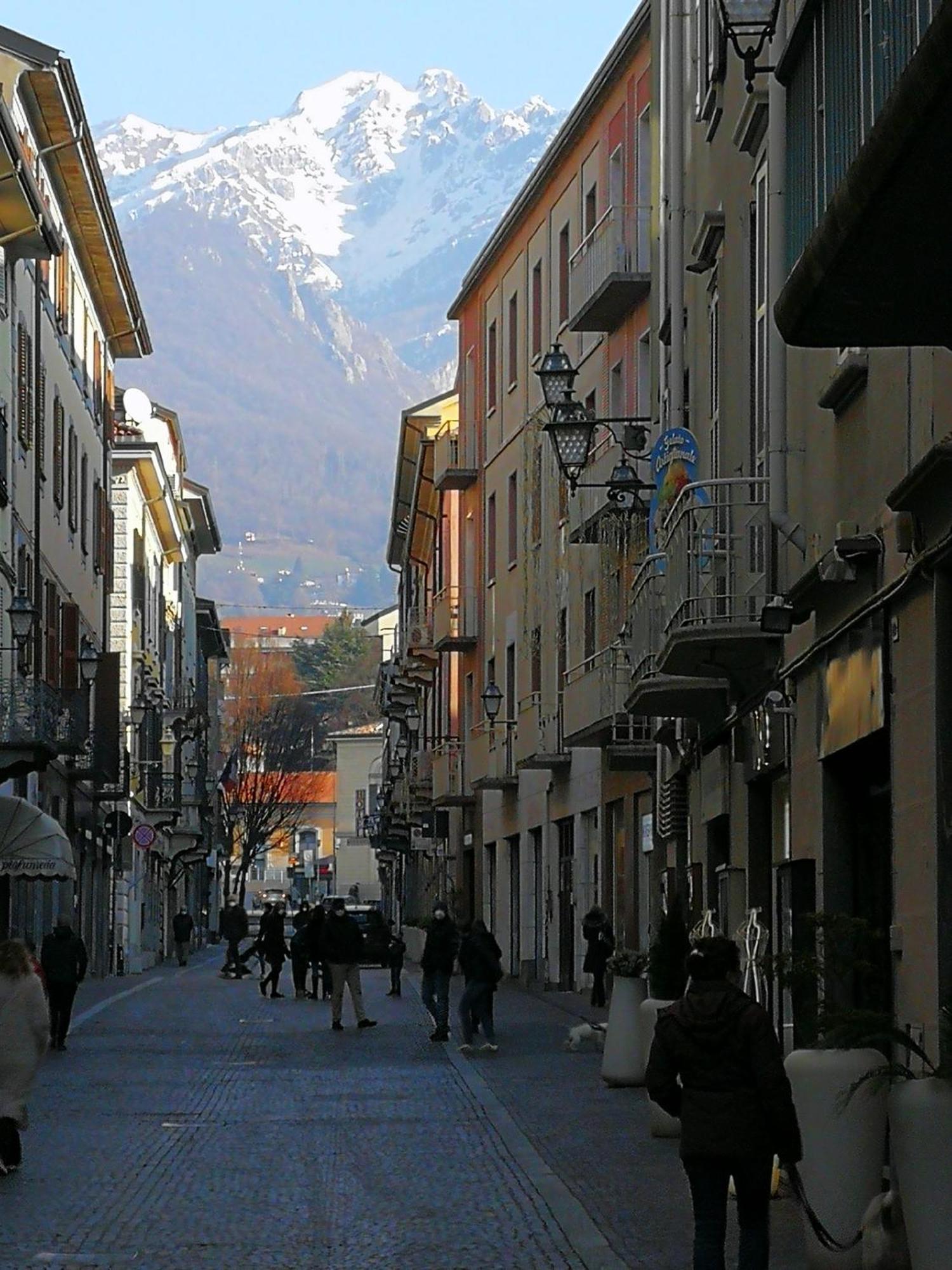 Big Romantic Lake View & Terrace Apartamento Lecco Exterior foto
