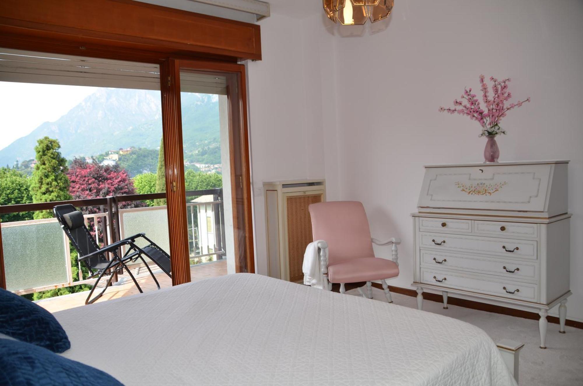 Big Romantic Lake View & Terrace Apartamento Lecco Exterior foto